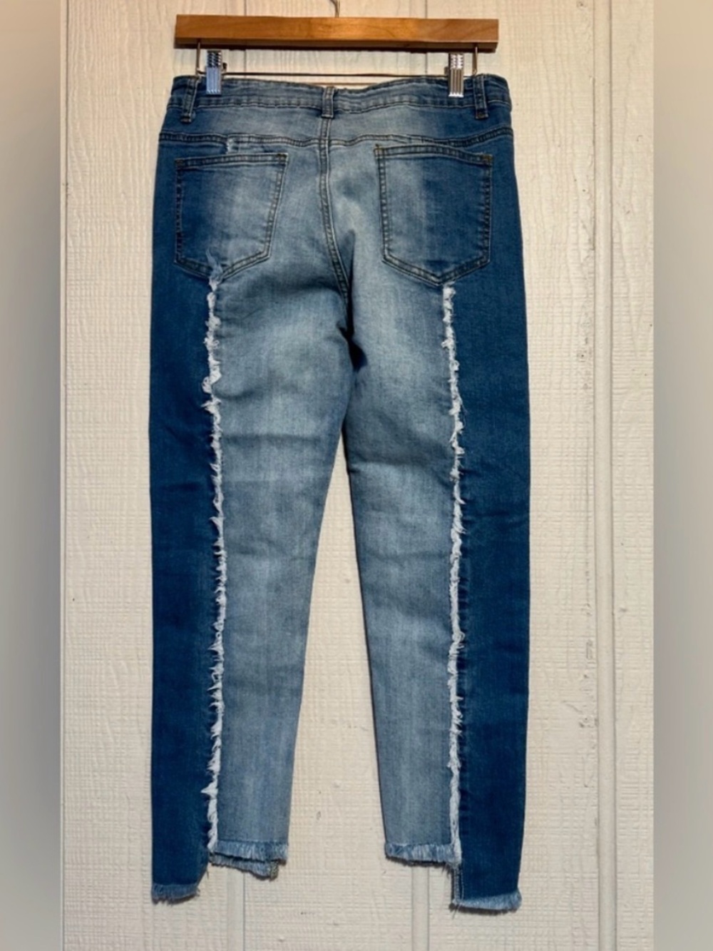 Hayden Two-Tone Frayed Skinny Jeans in Blue